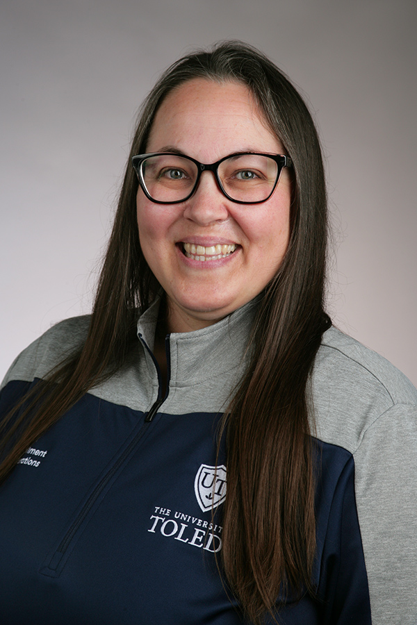 Emily Salvage Headshot