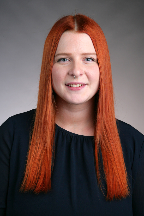 Samantha Ernst Headshot